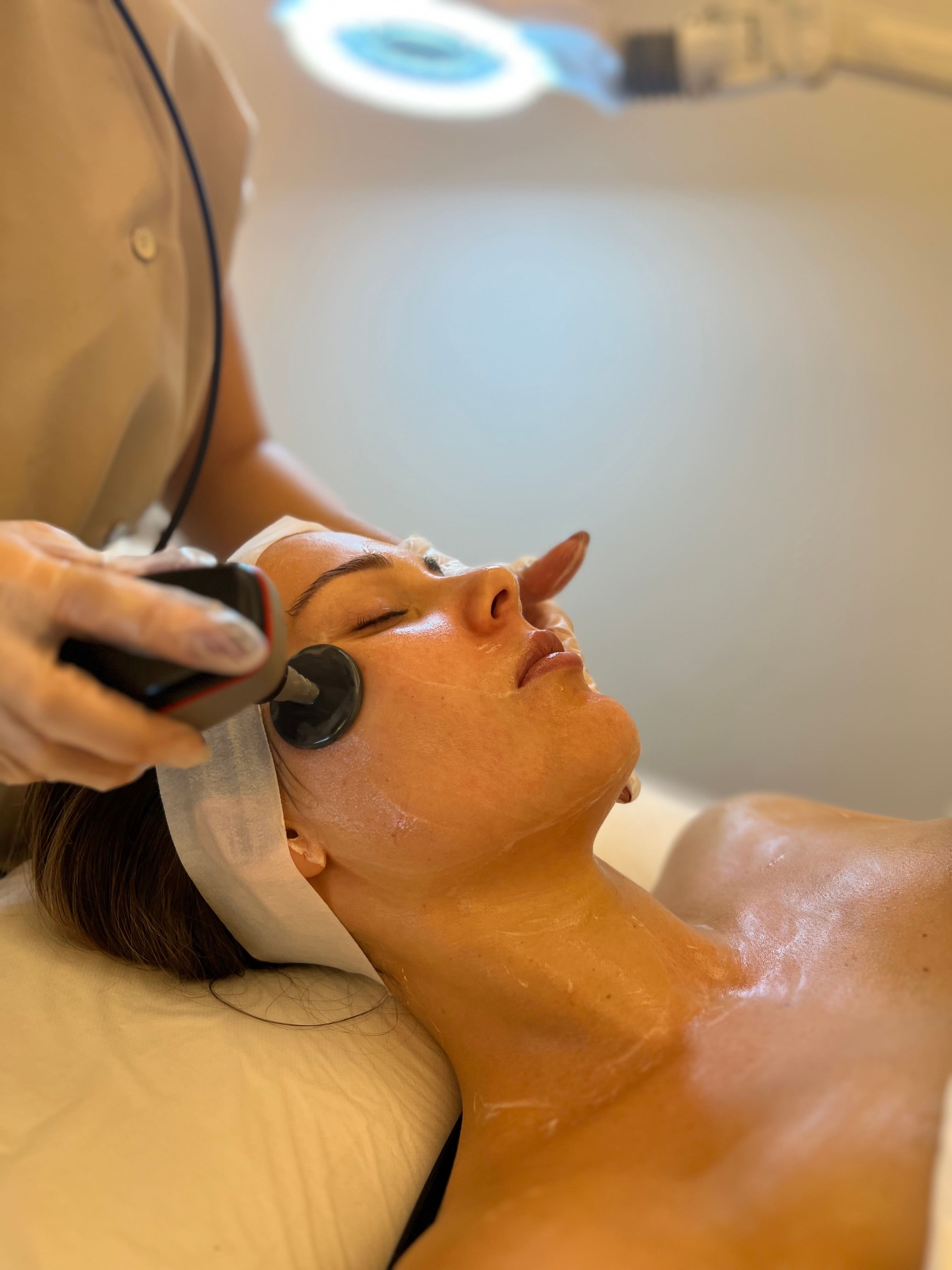 INDIBA PRO MAX FACIAL treatment at Bloom Beauty